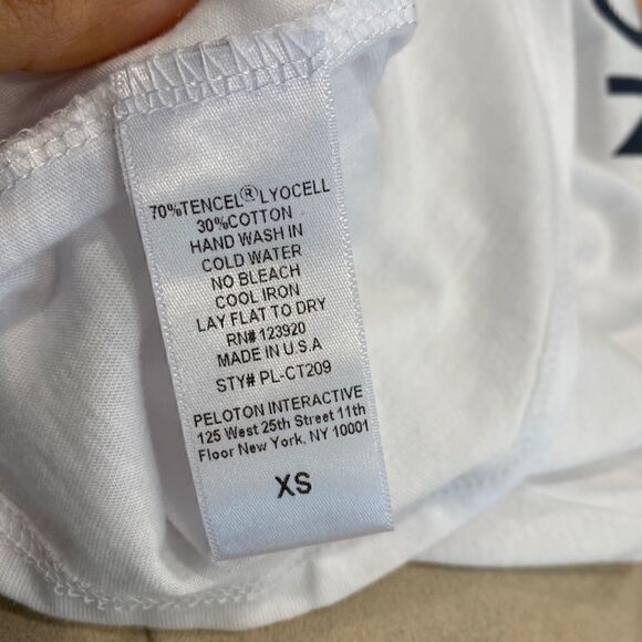 Peloton Ringer Muscle Tank - Picture 7 of 8